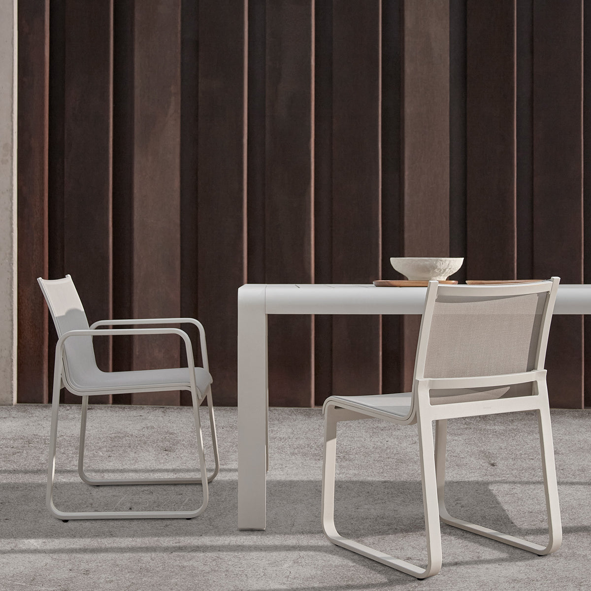 Bond Rectangle Dining Table