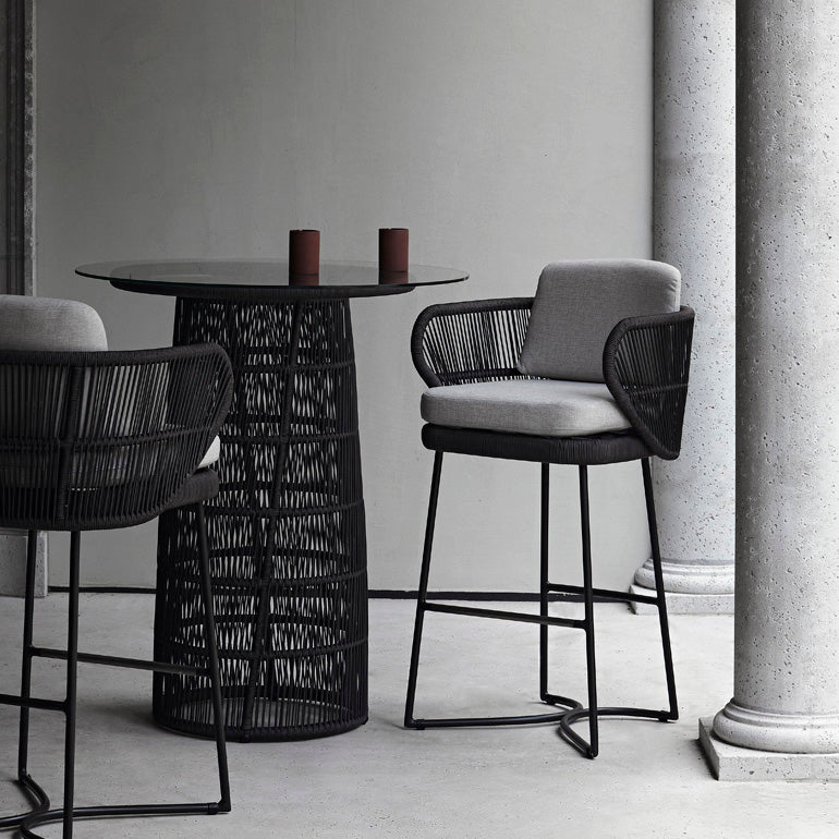 Cuff Bar Table