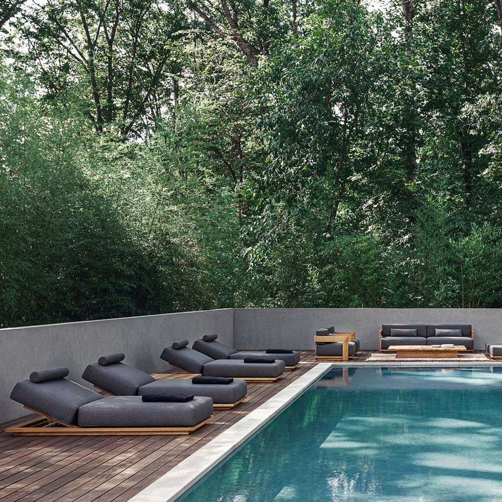 S2 Chaise Lounge