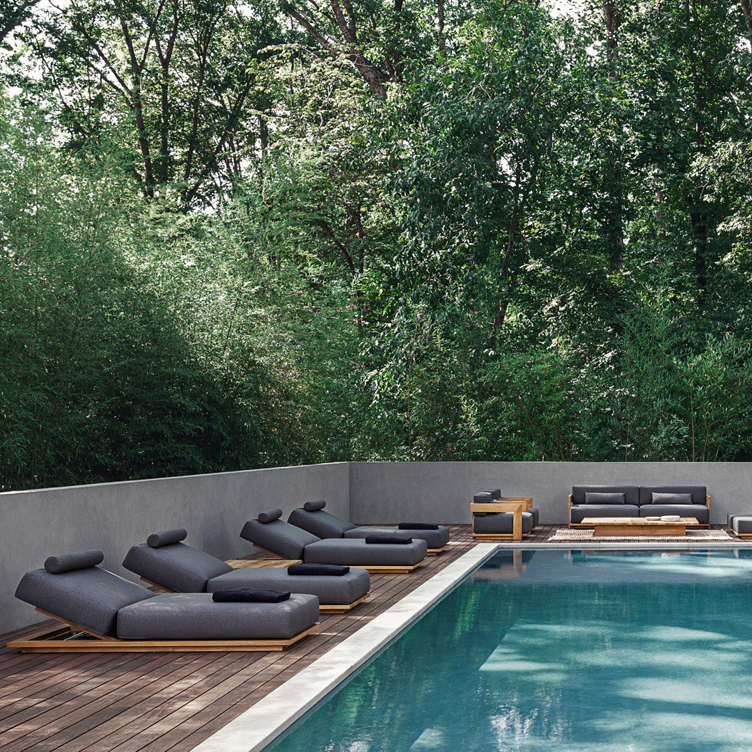 S2 Chaise Lounge