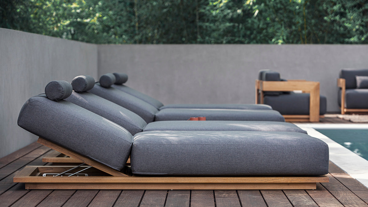 S2 Chaise Lounge