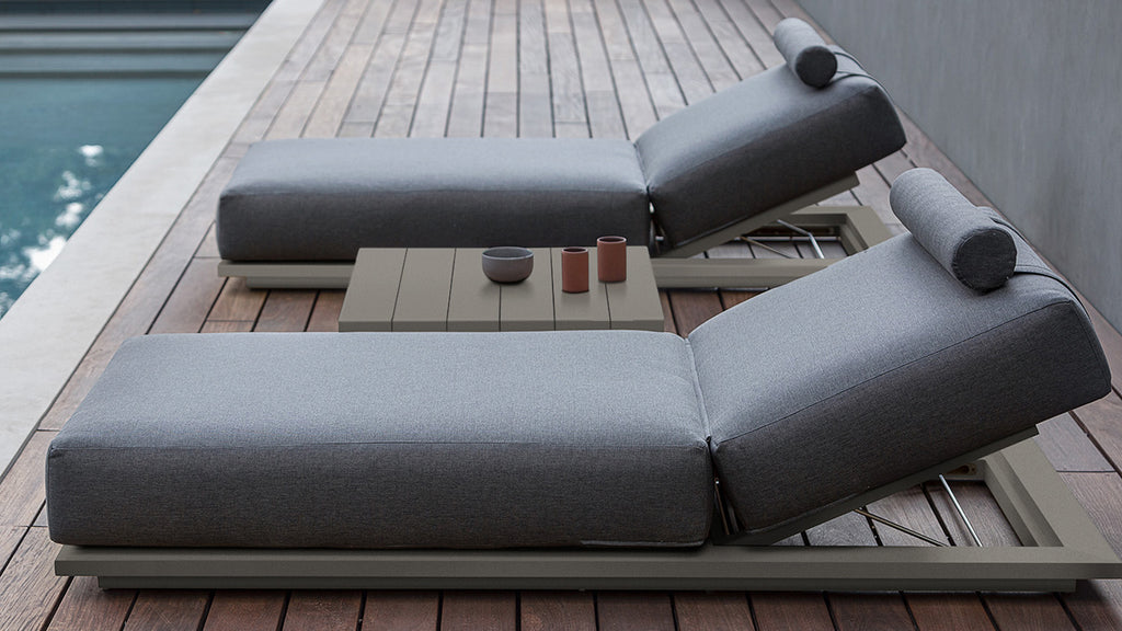 S2 Chaise Lounge