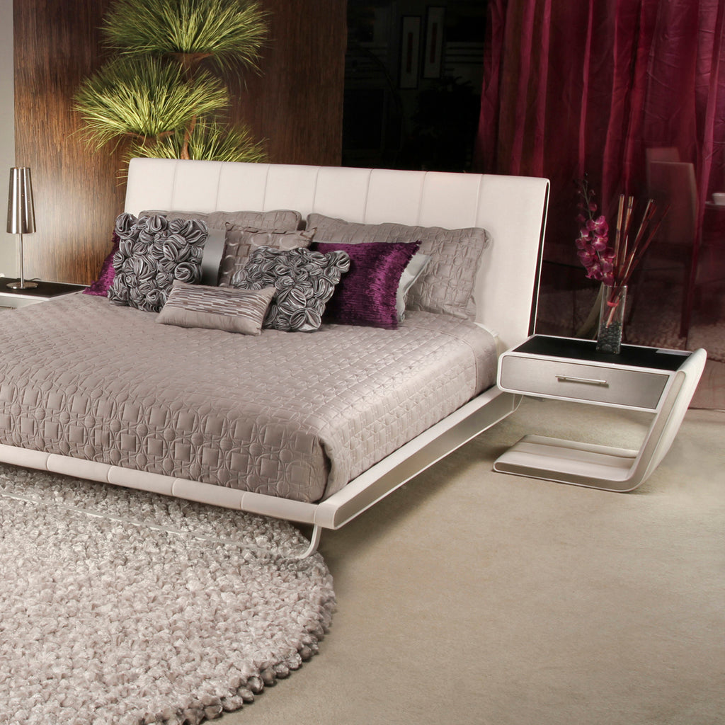 Zina Nightstand
