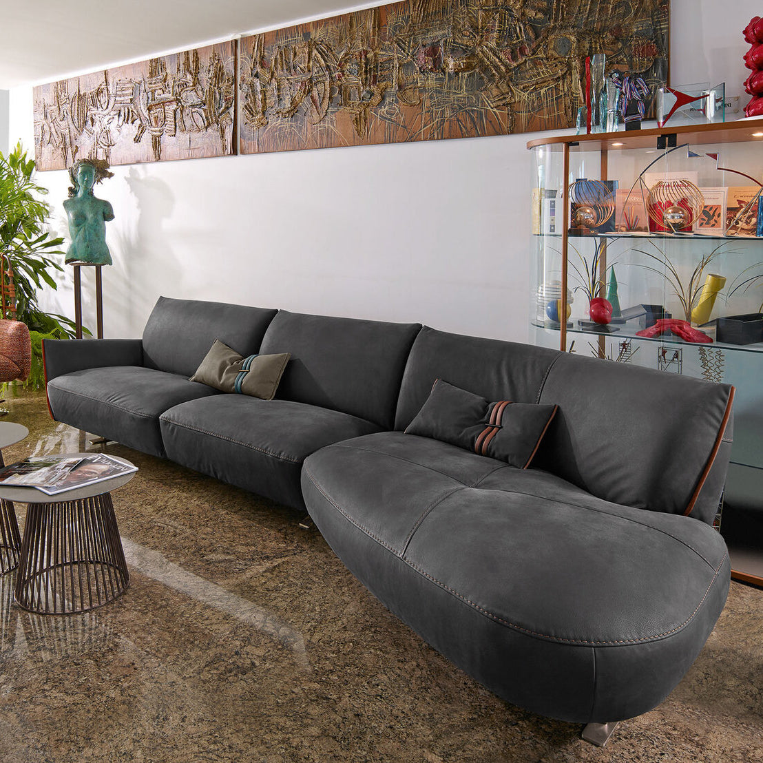 Cocoon Sofa / Sectionals