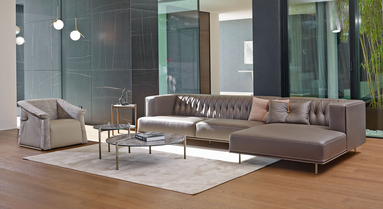 Mcqueen Sofa / Sectionals
