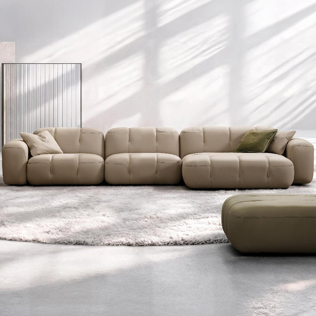 Moxy Sofa / Sectionals