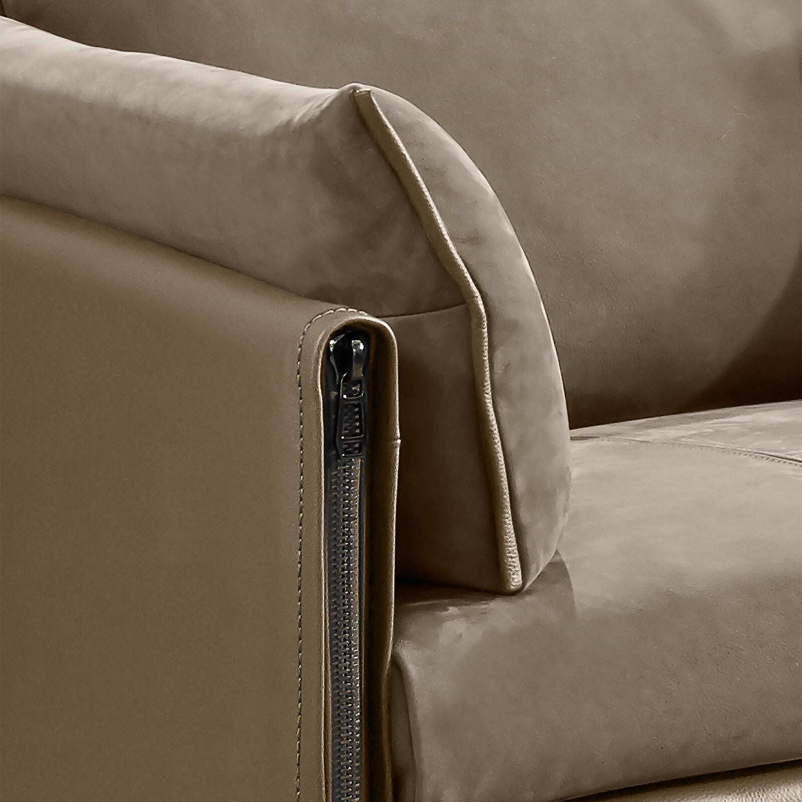 New York Sofa / Sectionals
