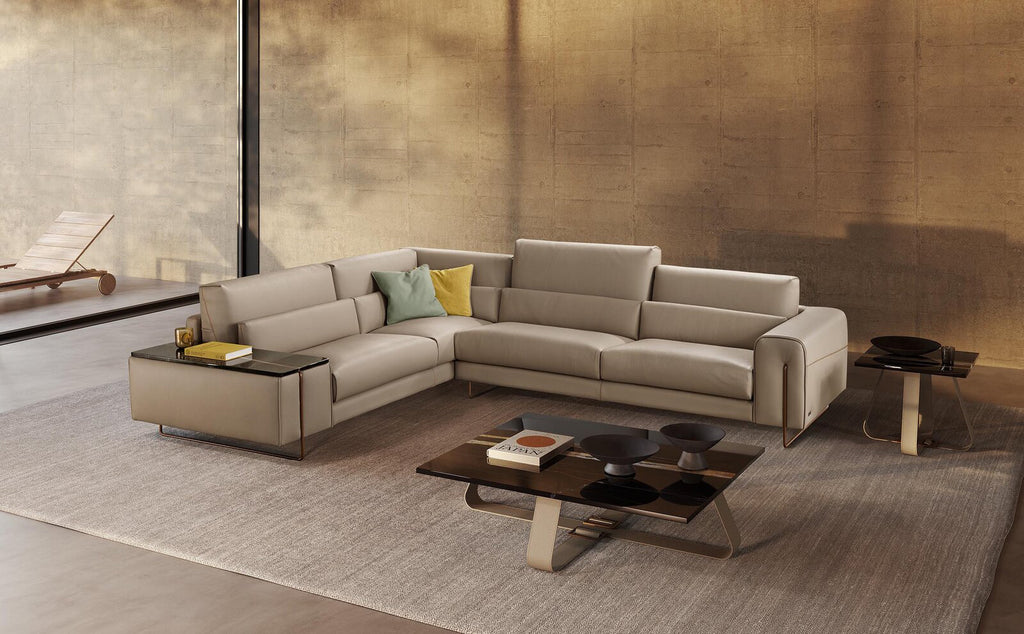 Newport Sofa / Sectionals