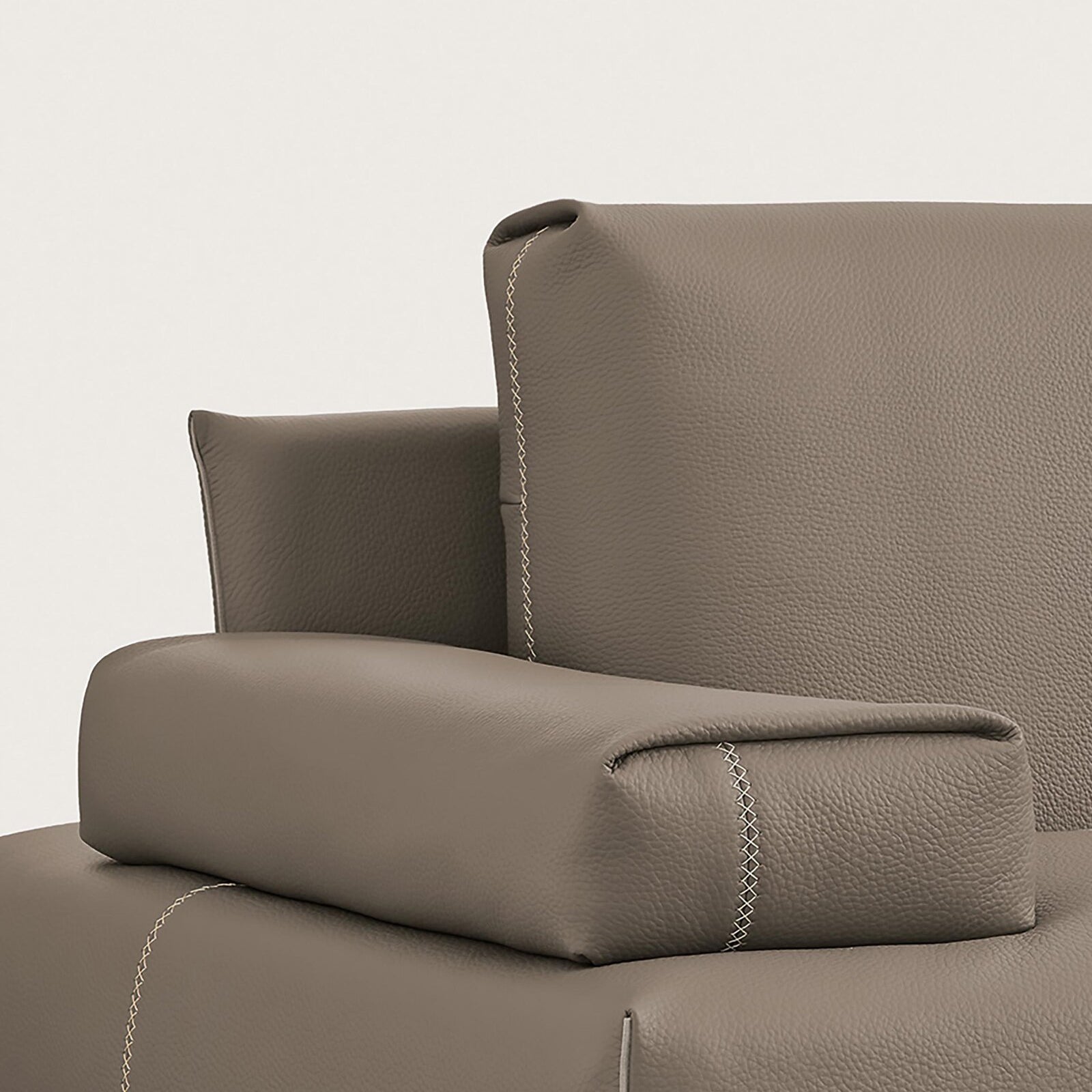 Saks Sofa / Sectionals