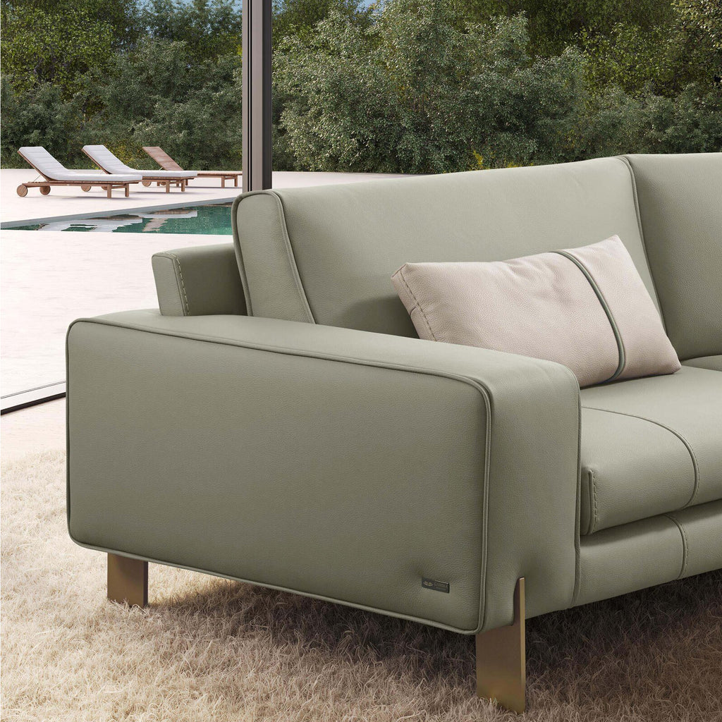 Tokyo Sofa / Sectionals