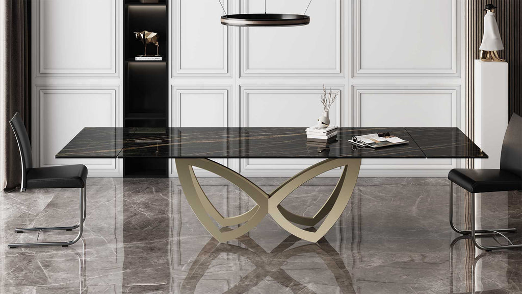 Par Par Extendable Dining Table