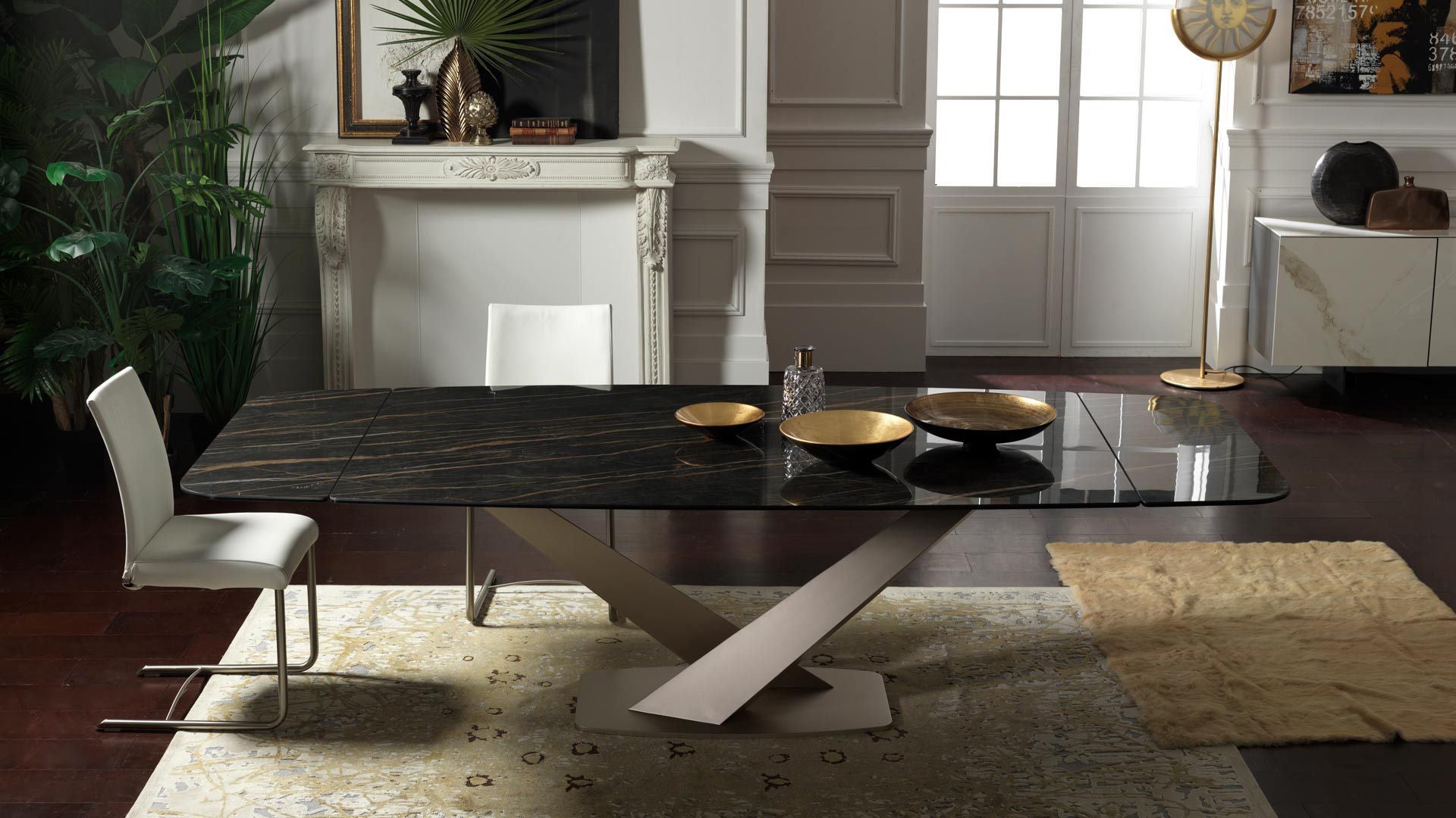 Zeus Extendable Dining Table