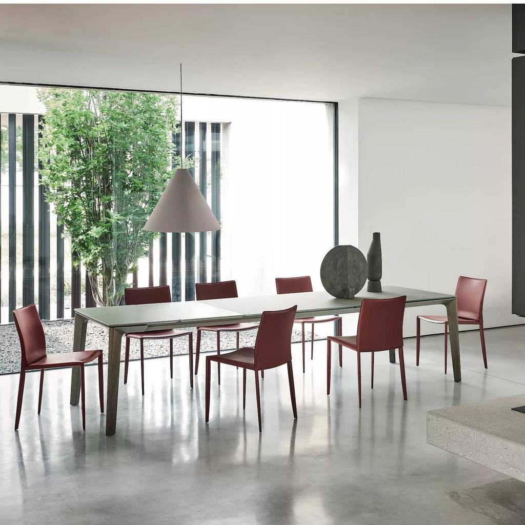 Versus Extendable Dining Table