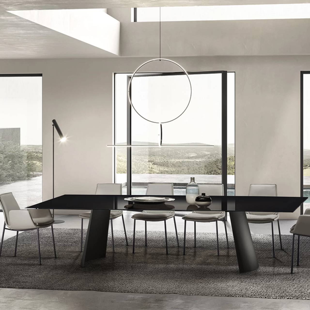 Dorian Dining Table: Glass Top