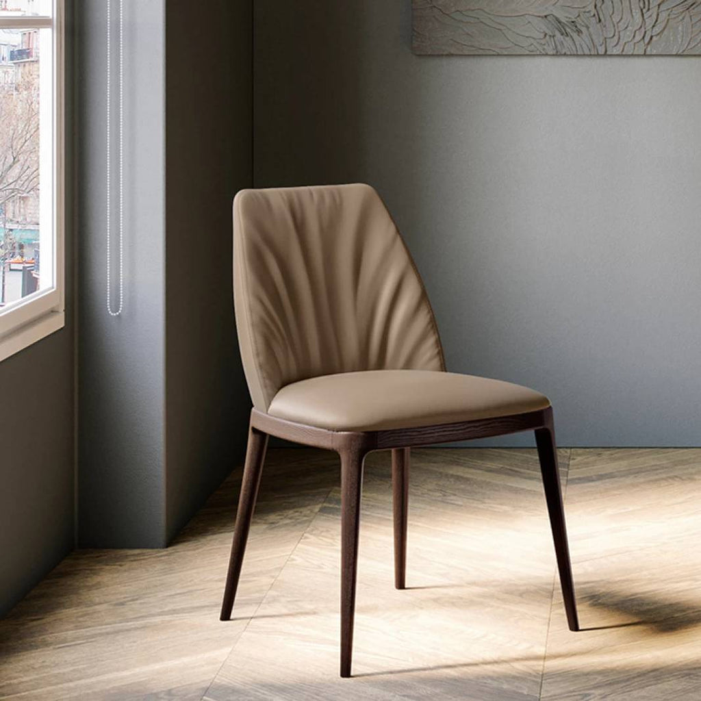 Max Deluxe Dining Chair: Wooden Base