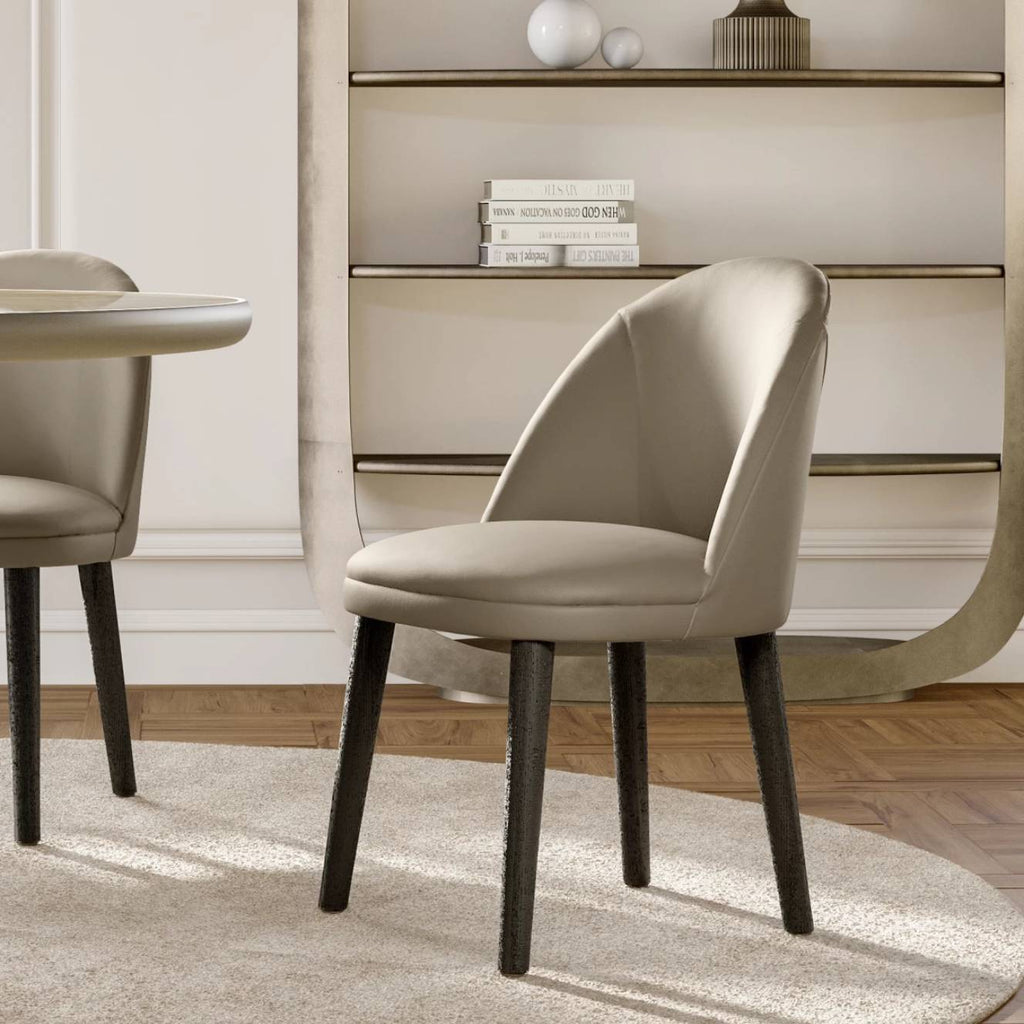 Minni Dining Chair: 4 Wooden Legs