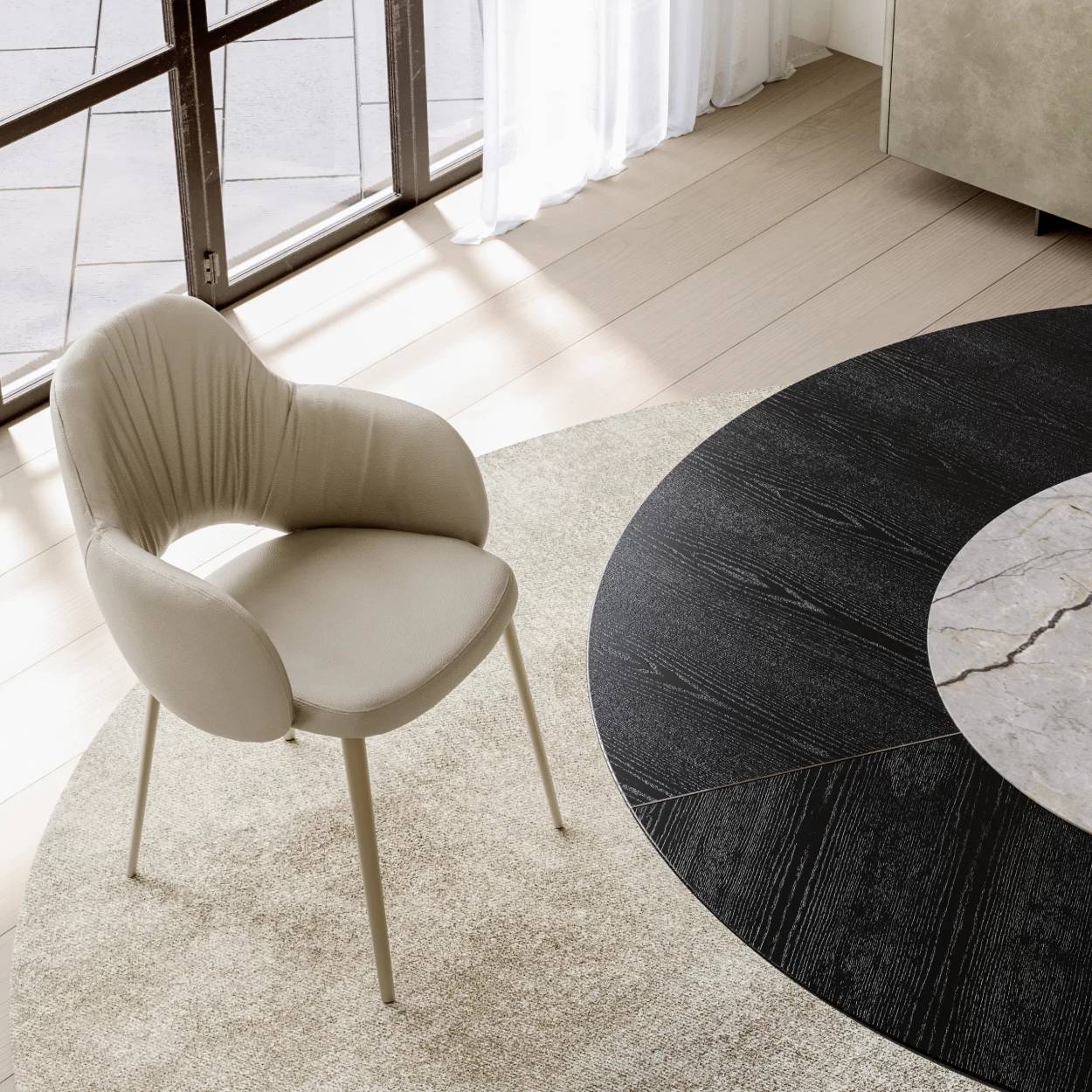 Silhouette Deluxe Dining Chair: 4 Metal Legs
