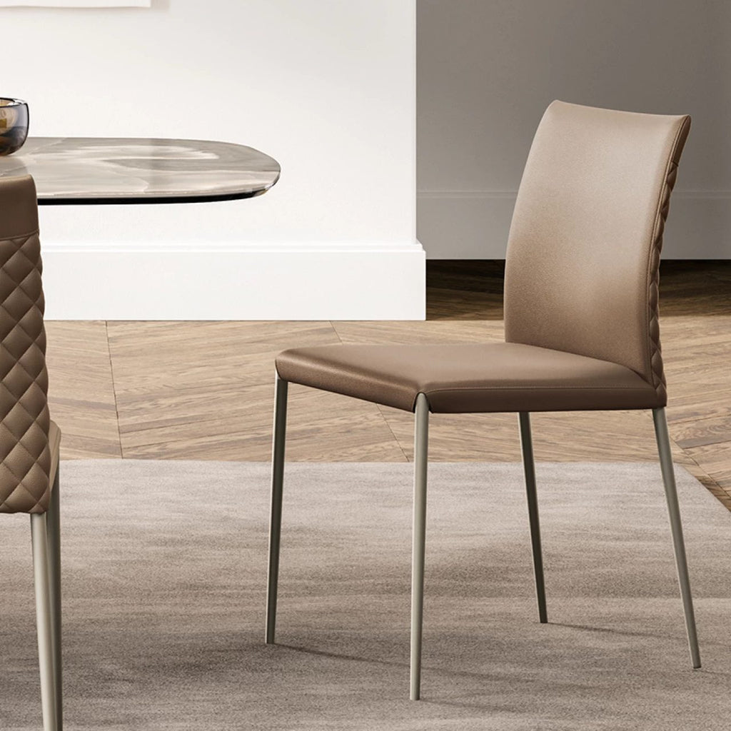 Bea Diamond Dining Chair: 4 Metal Legs