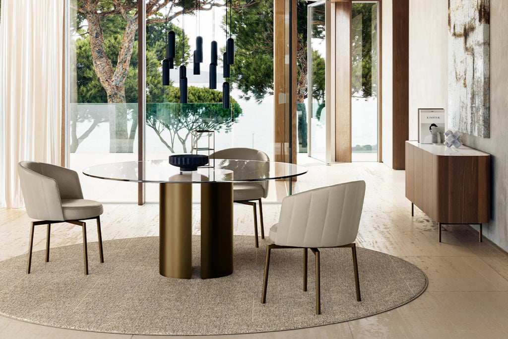 Dora Dining Table: Glass Top