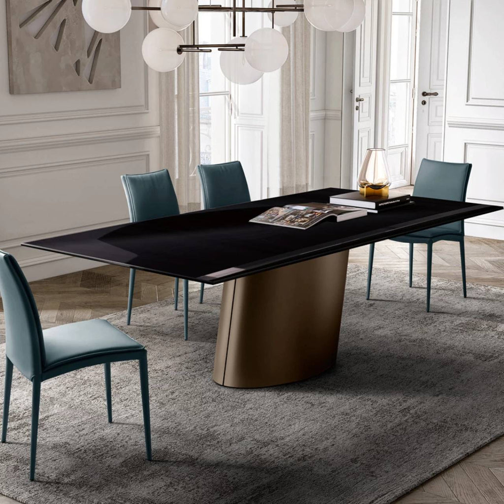 Dorado Dining Table: Glass Top