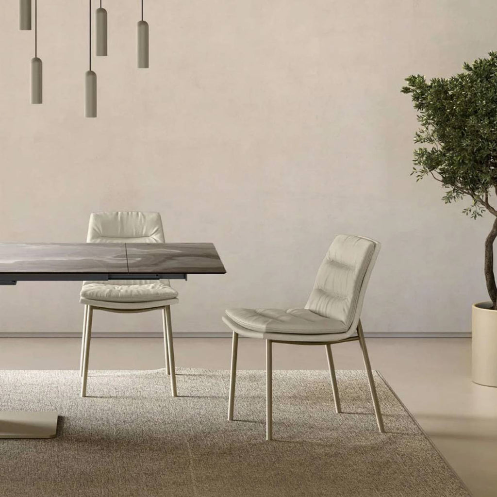 Lady Dining Chair: 4 Metal Legs
