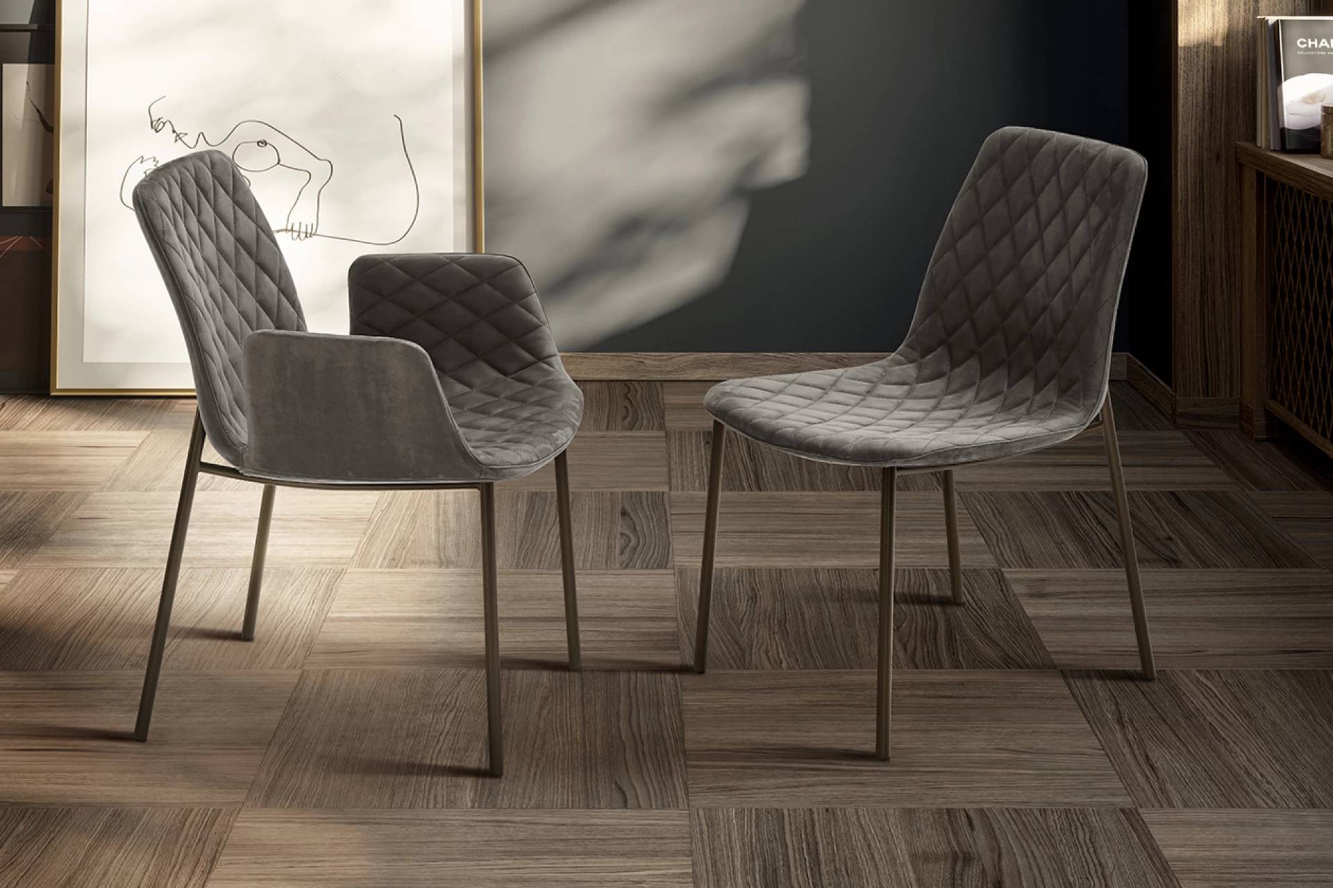 Lenny Dining Chair: 4 Metal Legs