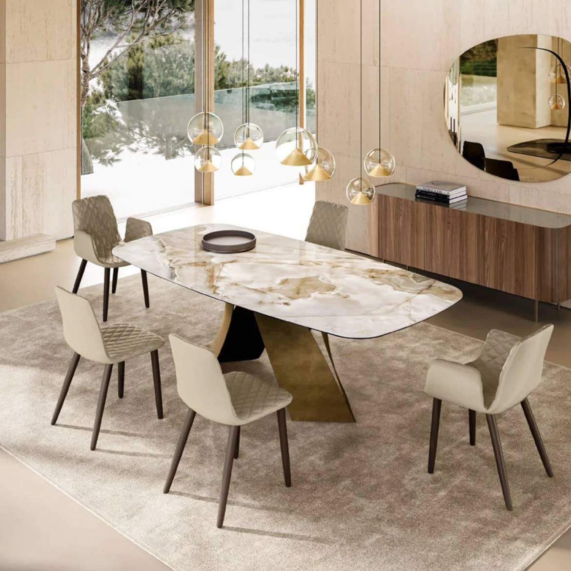 Lenny Dining Chair: 4 Wooden Legs