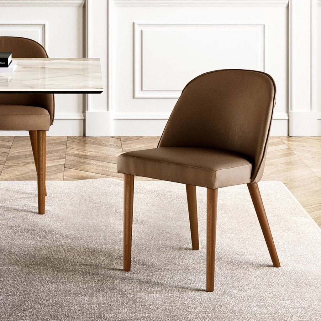 Manta Dining Chair: 4 Wooden Legs