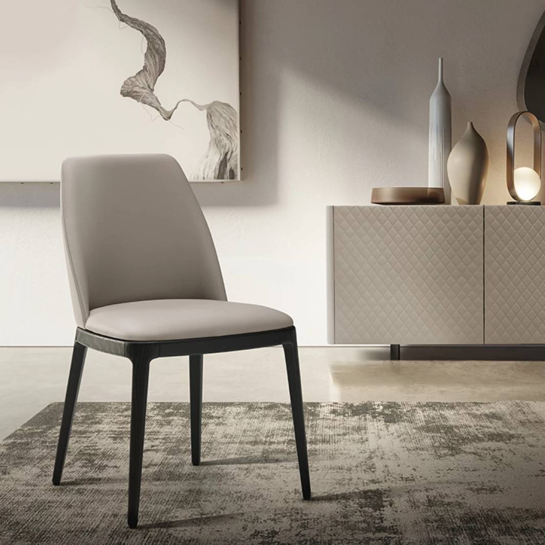 Max Dining Chair: Wooden Base