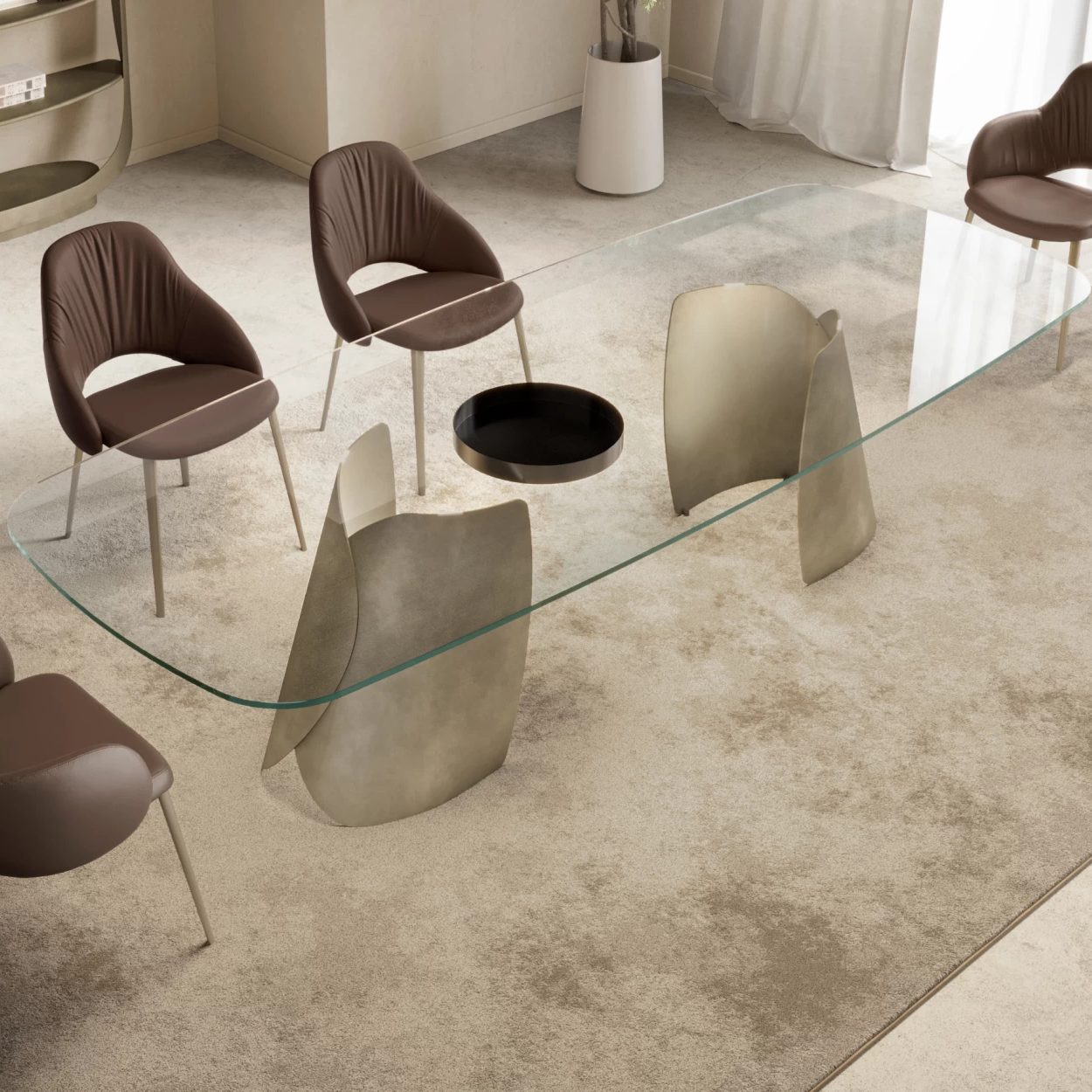 Perla Dining Table: Glass Top