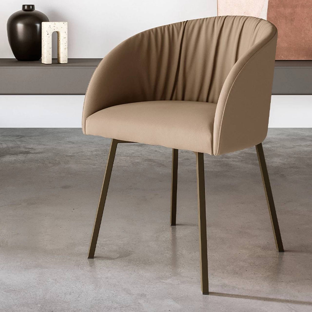 Vulcano Dining Armchair: 4 Metal Legs